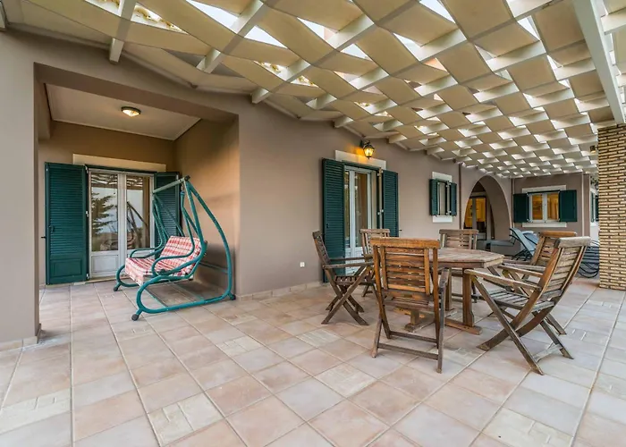 Anemos Lakithra Villa Minia